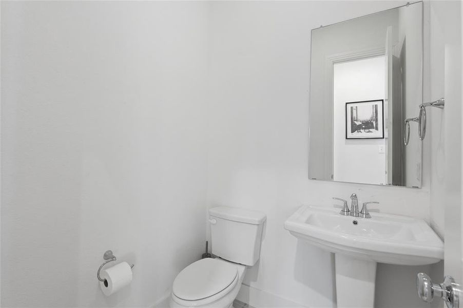 Furnished interior view inside a new home in Sonoma Verde, McLendon-Chisholm (Image 17).