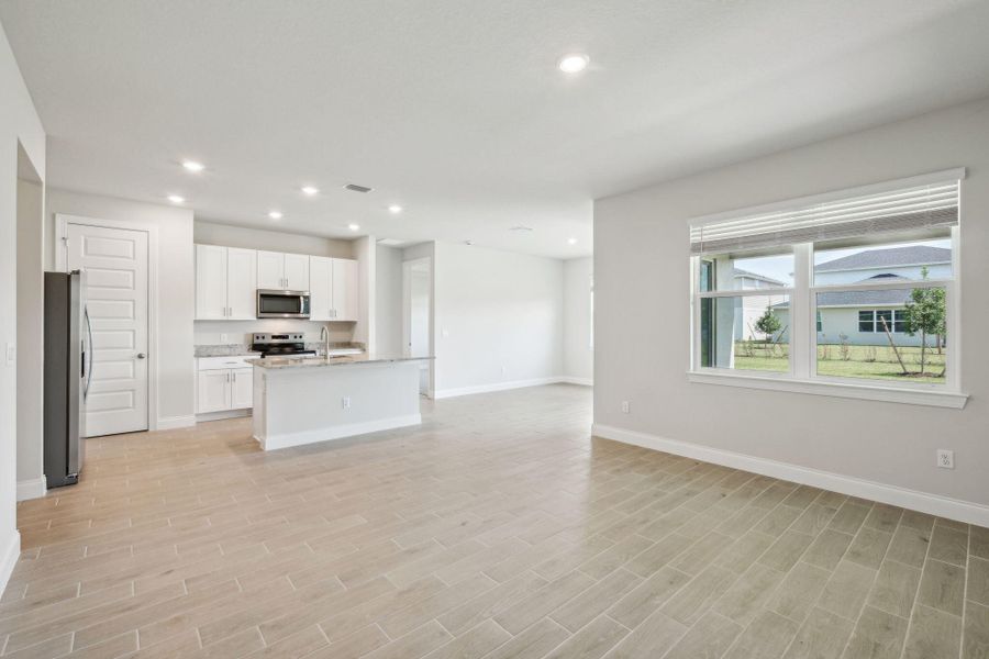 8-web-or-mls-South Florida- Brystol at W