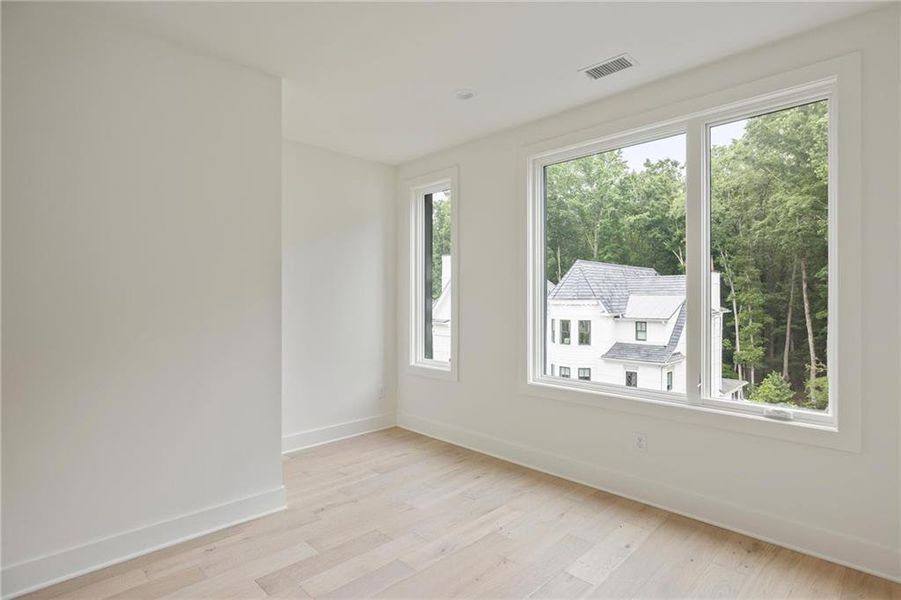 Spacious, unfurnished interior of a new home in , Chattahoochee Hills (Image 24).