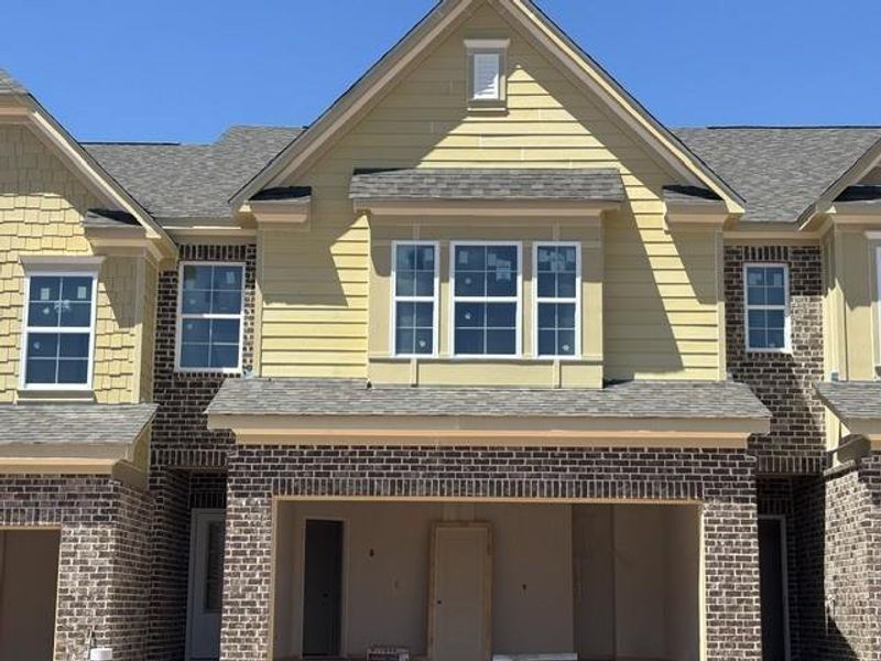 Image 34 of a home in .