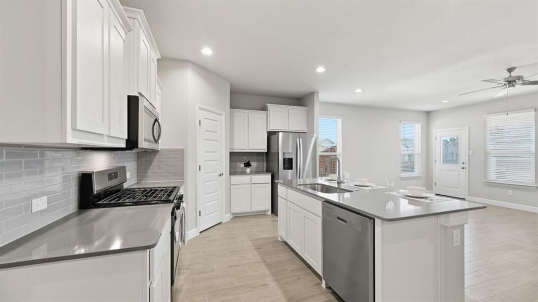 Furnished interior view inside a new home in Legado, Cleburne (Image 7). Furnished interior view inside a new home in Legado, Cleburne (Image 7).