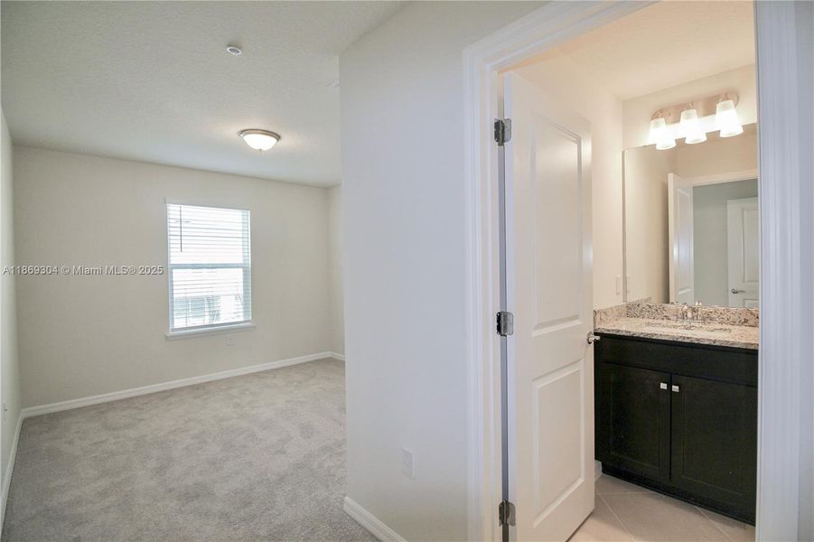Furnished interior view inside a new home in , Clermont (Image 13).