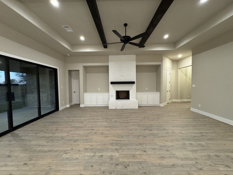 Spacious, unfurnished interior of a new home in Coyote Crossing, Godley (Image 8). Spacious, unfurnished interior of a new home in Coyote Crossing, Godley (Image 8).