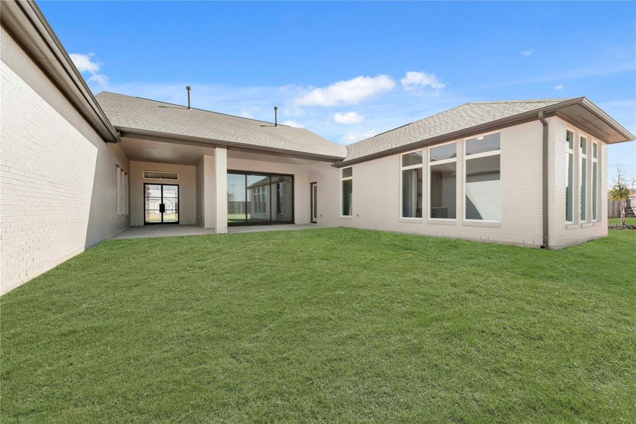 Grass is digitally enhanced.