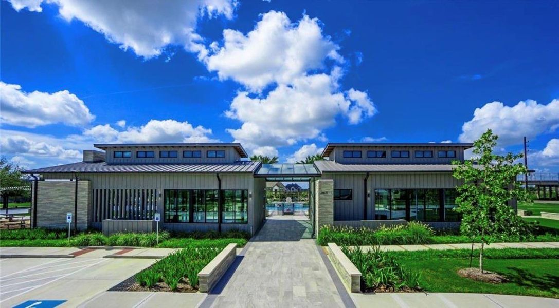 Community amenities in Candela, Richmond (Image 24).