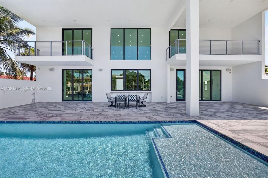 Exterior details and patio area of a home in , Pompano Beach (Image 30).