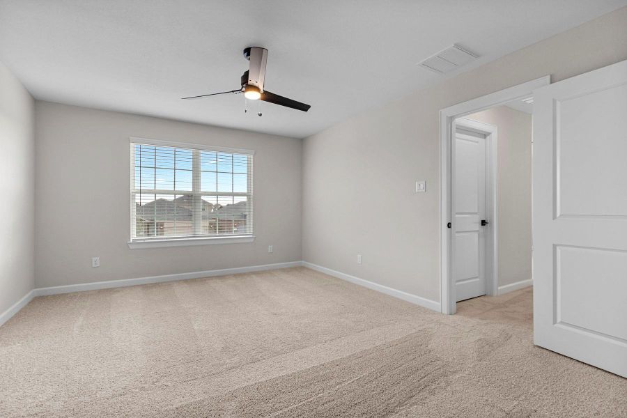 Spacious, unfurnished interior of a new home in Emberly, Beasley (Image 11).