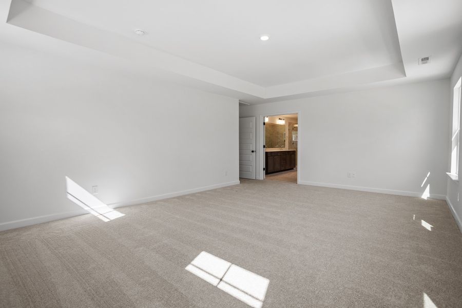 Spacious, unfurnished interior of a new home in Georgias Landing, Raleigh (Image 27). Spacious, unfurnished interior of a new home in Georgias Landing, Raleigh (Image 27).
