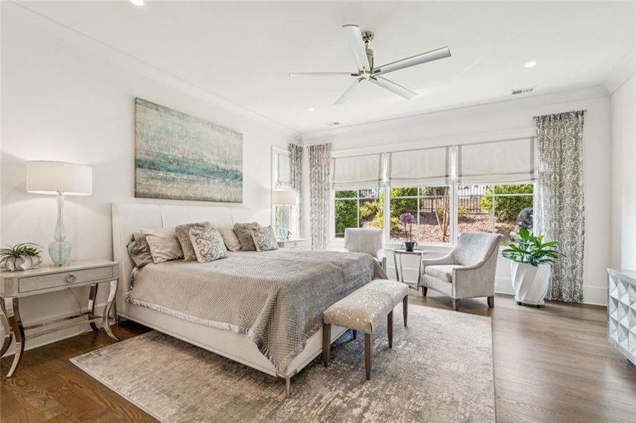 Furnished interior view inside a new home in , Alpharetta (Image 17).