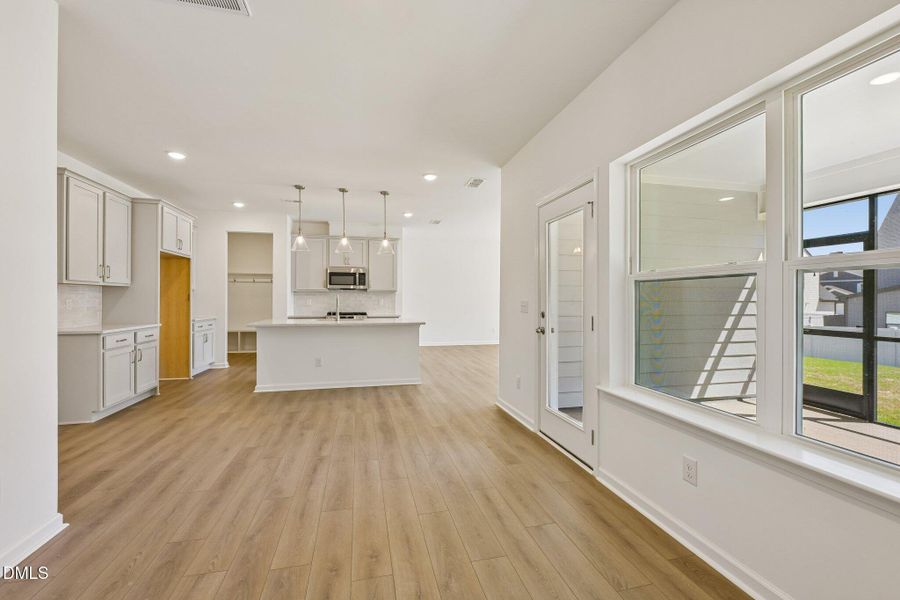 17-web-or-mls-Ken Dr-S2304-017
