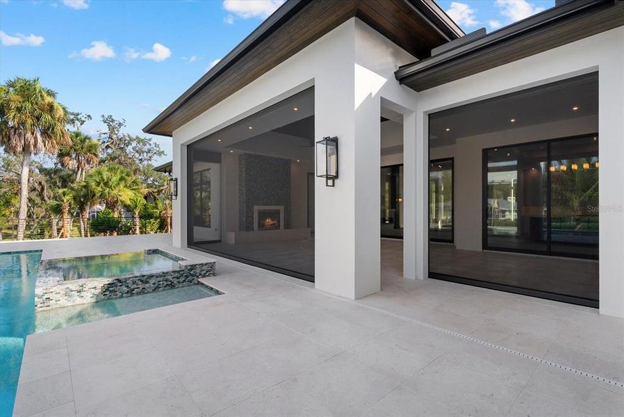 Exterior details and patio area of a home in , Sarasota (Image 4).