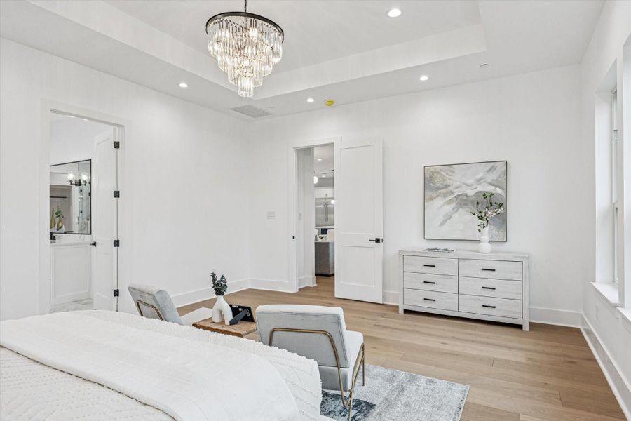 Furnished interior view inside a new home in , Bellaire (Image 17).