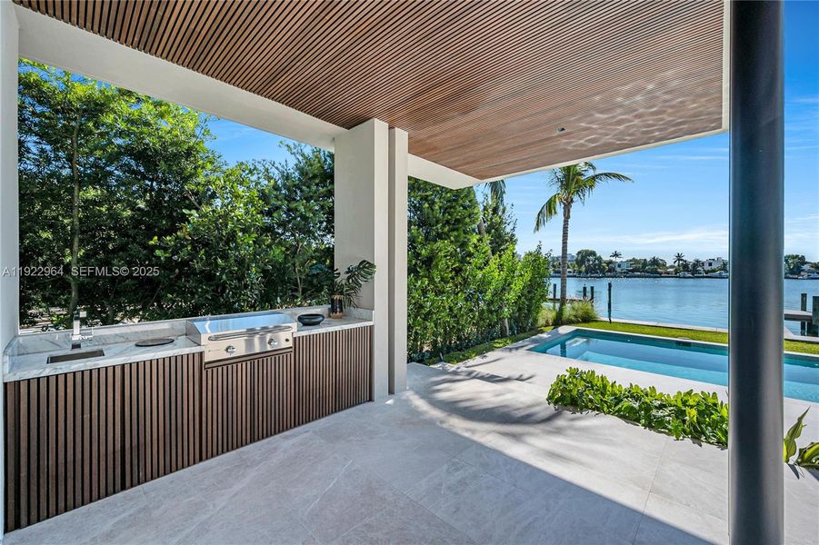 Exterior details and patio area of a home in , Miami Beach (Image 3).