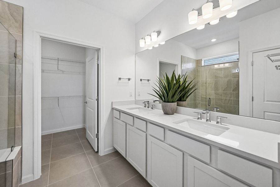 Furnished interior view inside a new home in Harbor Isle, Vero Beach (Image 34).