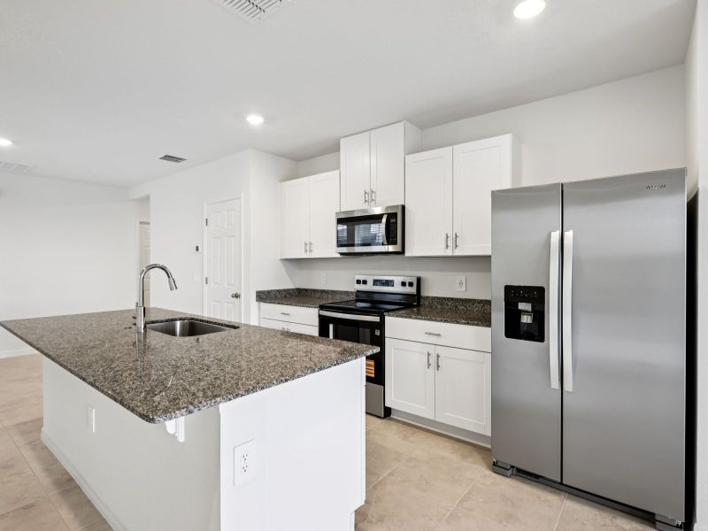 The Everglade floorplan at 3889 Giorgio Drive.