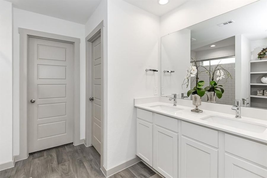 Image 13 of a home in Caldwell Ranch.