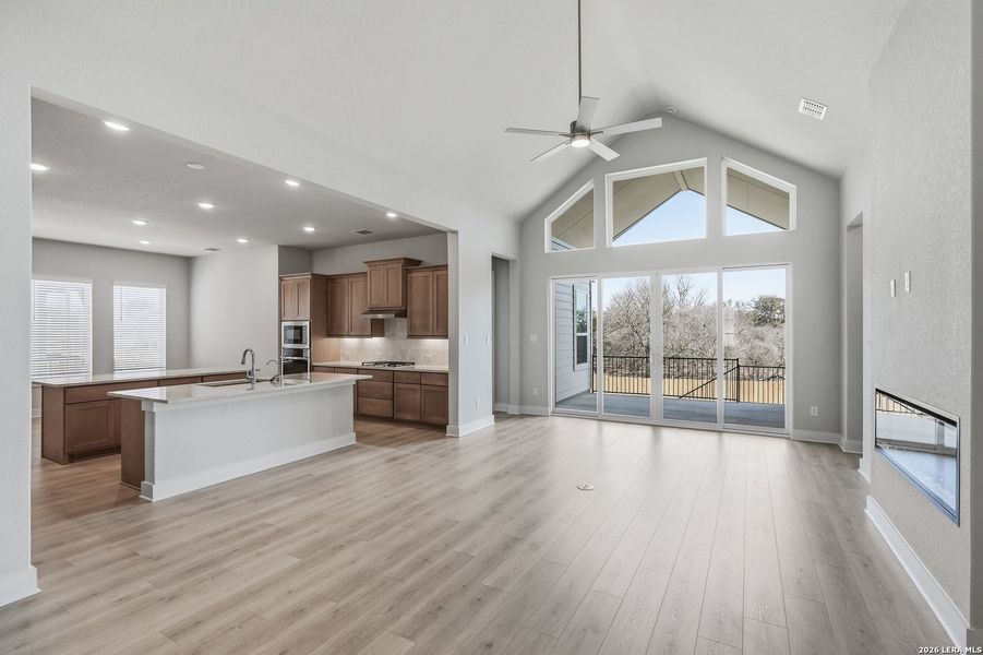 Furnished interior view inside a new home in Potranco Oaks, Castroville (Image 7).