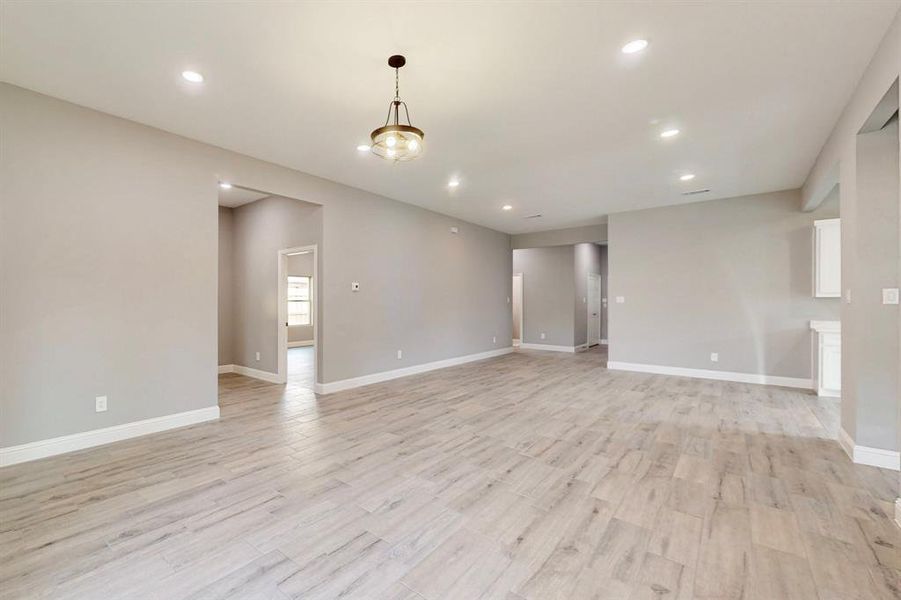 Spacious, unfurnished interior of a new home in , Lancaster (Image 9).