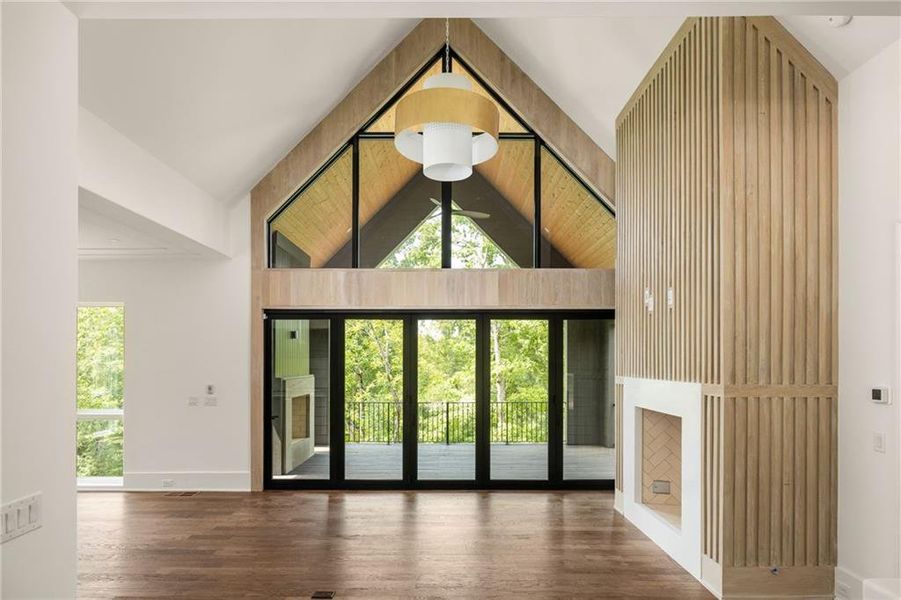 Image 29 of a home in .