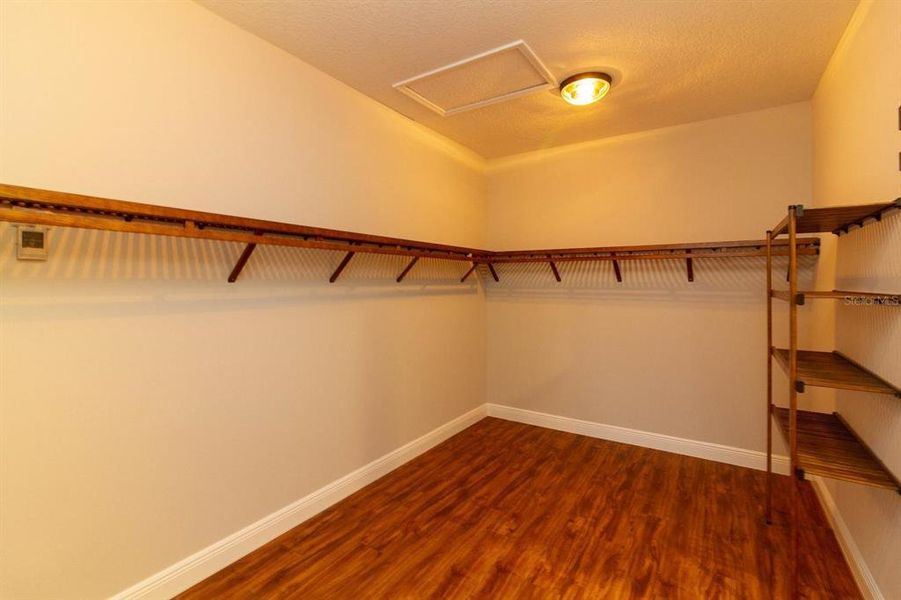 Spacious, unfurnished interior of a new home in , Umatilla (Image 41).