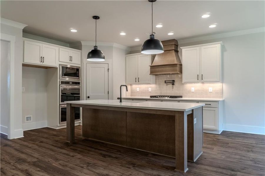 Furnished interior view inside a new home in Riverwalk, Monroe (Image 14).
