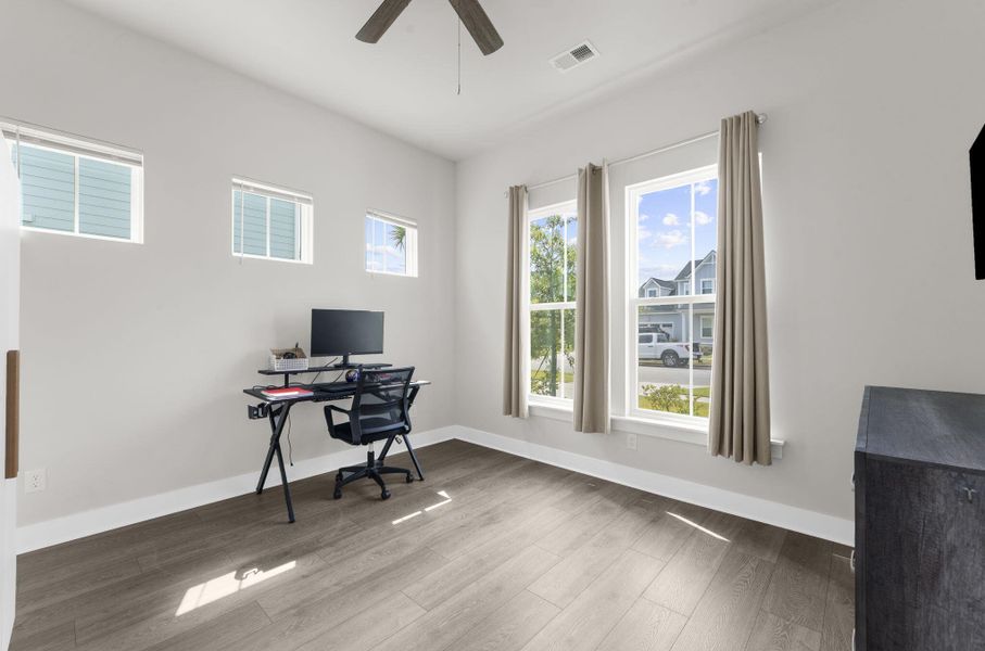 Furnished interior view inside a new home in Carnes Crossroads, Summerville (Image 29). Furnished interior view inside a new home in Carnes Crossroads, Summerville (Image 29).