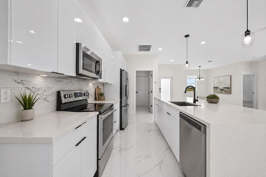 Furnished interior view inside a new home in , Cape Coral (Image 16).