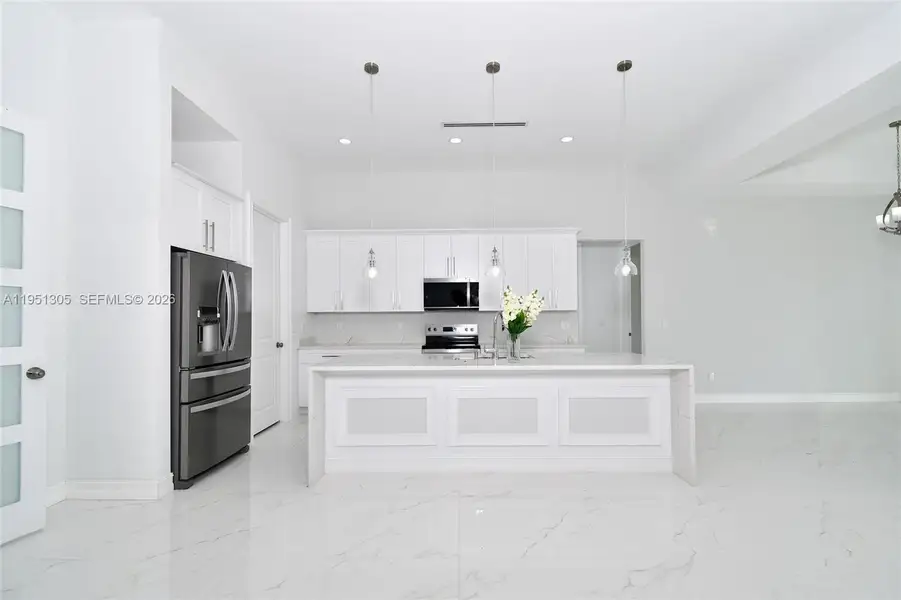 Furnished interior view inside a new home in , Lehigh Acres (Image 9). Furnished interior view inside a new home in , Lehigh Acres (Image 9).