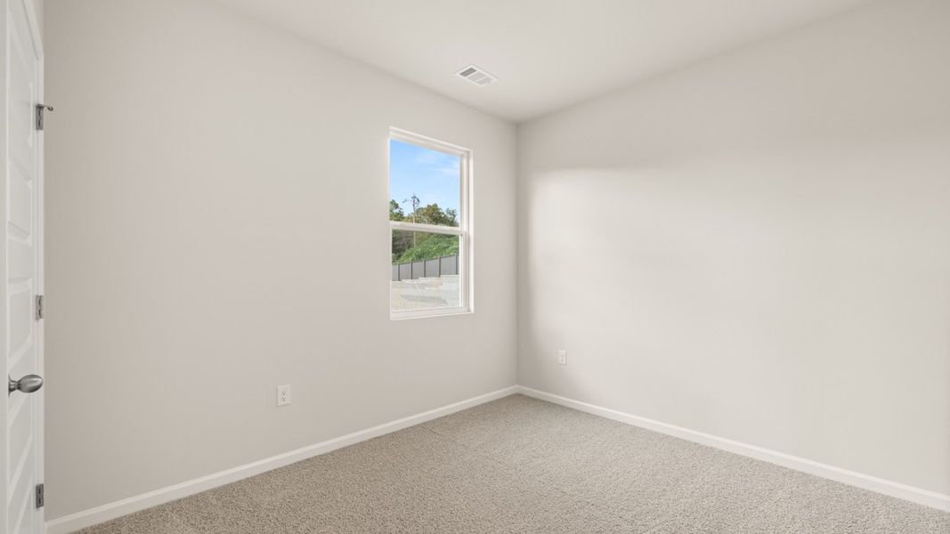 Spacious, unfurnished interior of a new home in Kingston Ranch at Lake Oconee, Buckhead (Image 25).