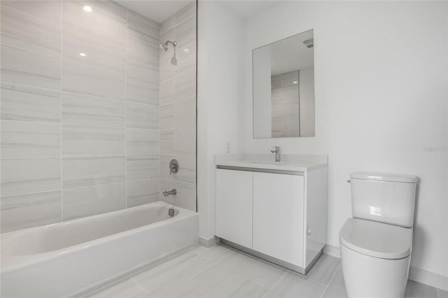 Furnished interior view inside a new home in , St. Petersburg (Image 10).