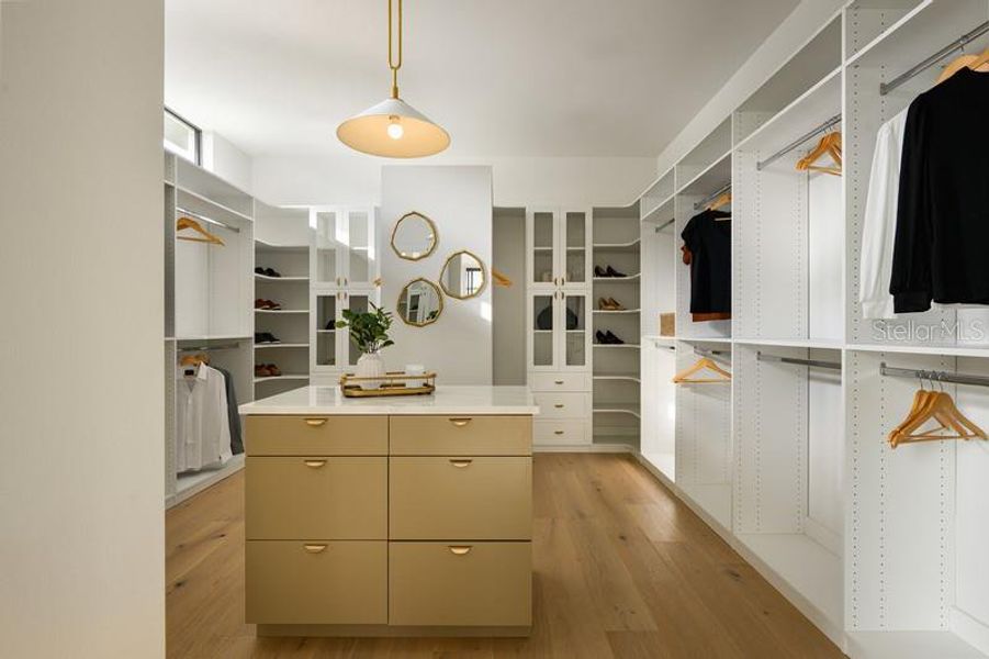 Furnished interior view inside a new home in , Orlando (Image 14).