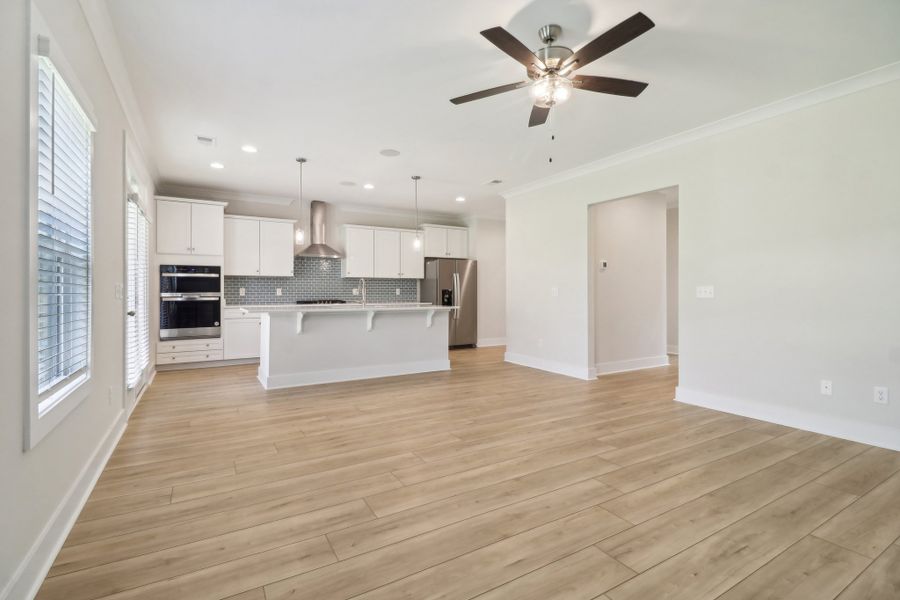 Representative unfurnished interior of a home built from the Sonoma II by Great Southern Homes in Edwards Ridge, Central (Image 16).