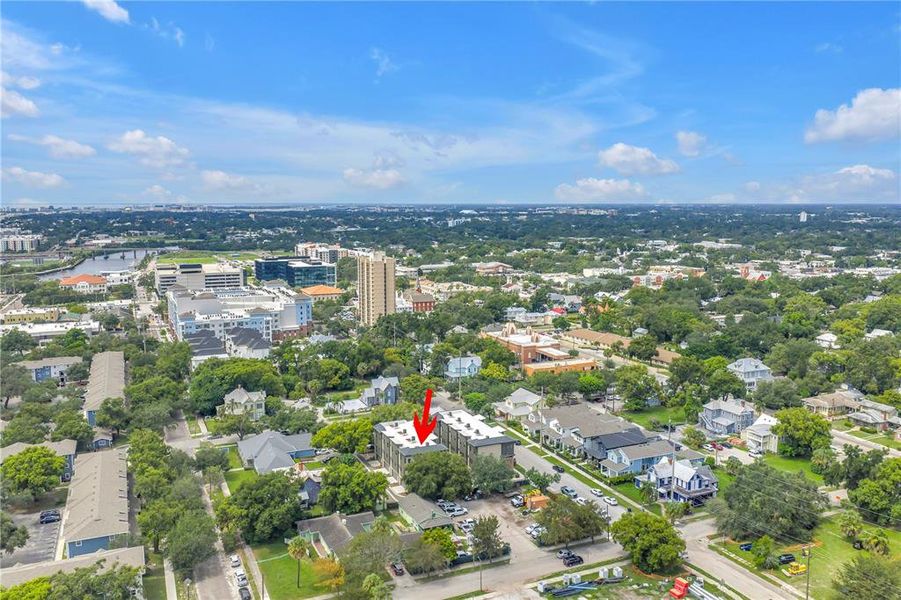 Image 54 of a home in East Oak Townhomes.