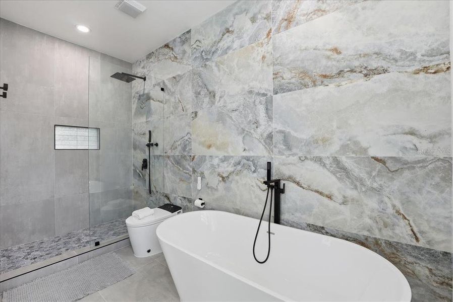 Furnished interior view inside a new home in , Merritt Island (Image 6).