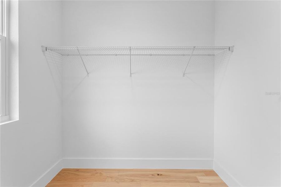 Spacious, unfurnished interior of a new home in , Tampa (Image 47).