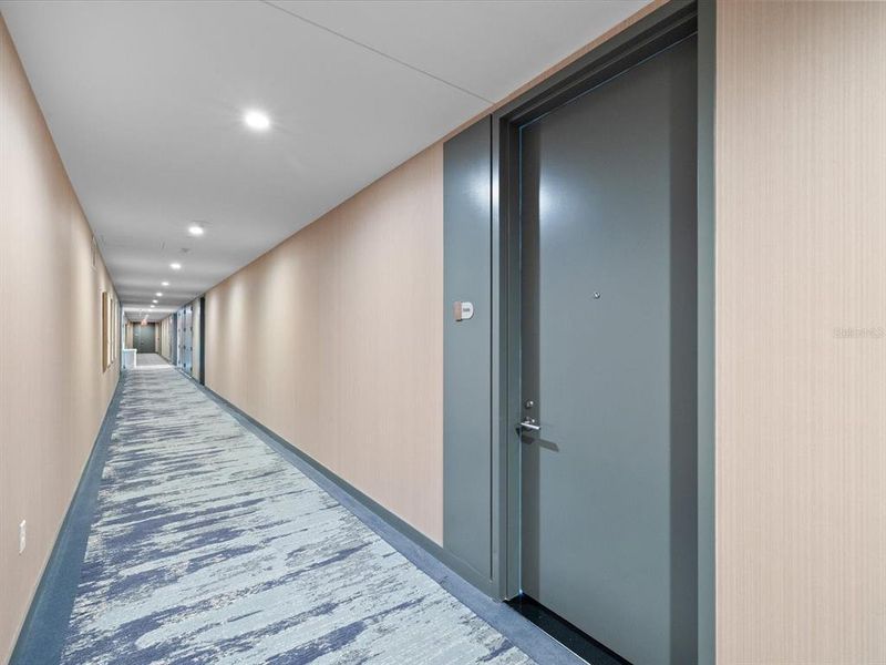 Spacious, unfurnished interior of a new home in , St. Petersburg (Image 24). Spacious, unfurnished interior of a new home in , St. Petersburg (Image 24).