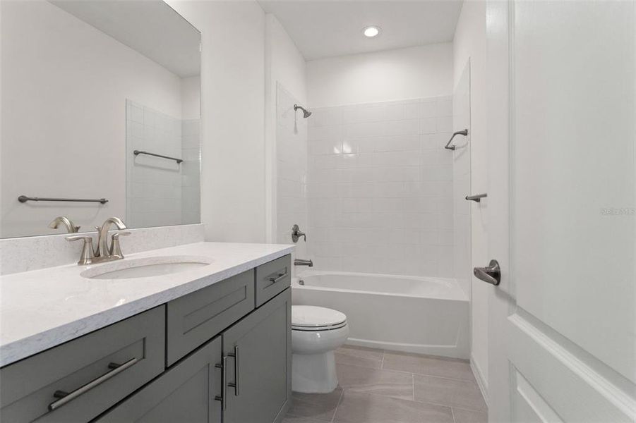 Furnished interior view inside a new home in , Bradenton (Image 10).