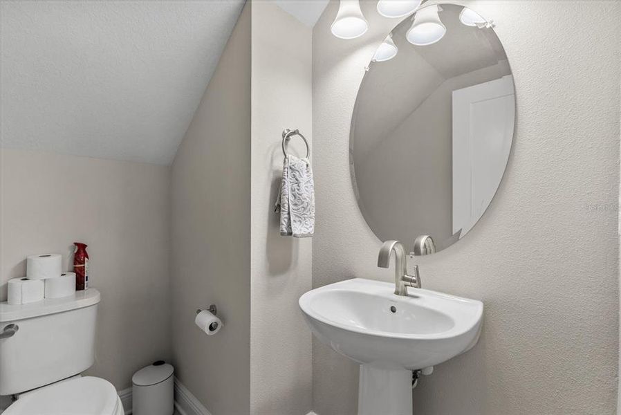 Furnished interior view inside a new home in Crosswind Ranch, Parrish (Image 54).