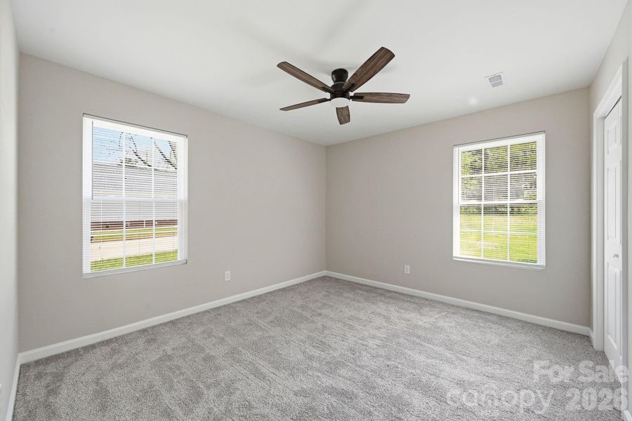 Spacious, unfurnished interior of a new home in , York (Image 30).