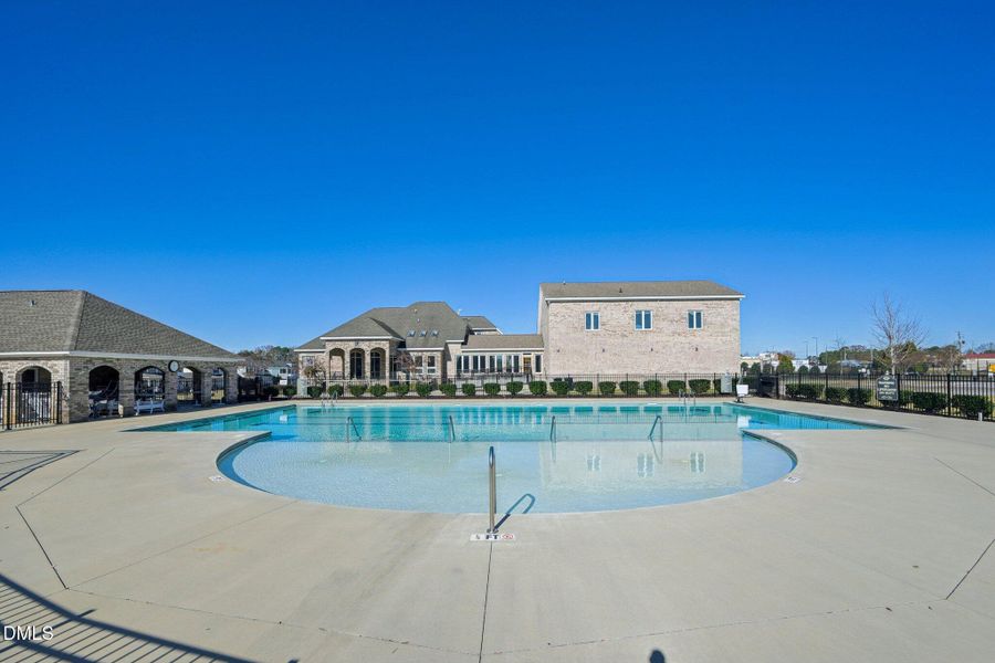 53-web-or-mls-Commons Cir-2511-903