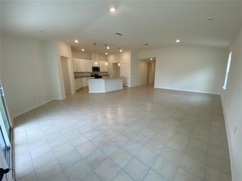 Spacious, unfurnished interior of a new home in Somerset - Executive Series, Palm Coast (Image 13).