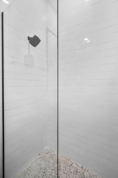 Representative interior finishes for a home built from the Scottsdale by LEH. Homes in Verdancia, El Paso (Image 24).