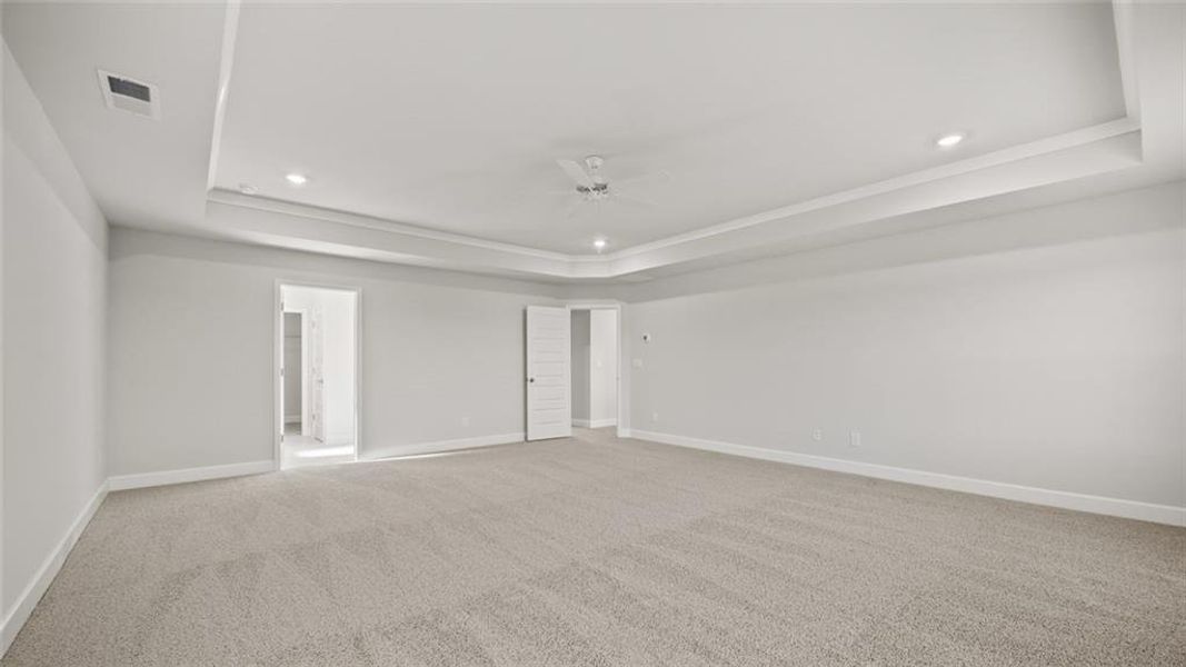 Spacious, unfurnished interior of a new home in Evergreen Crossing, Locust Grove (Image 26).