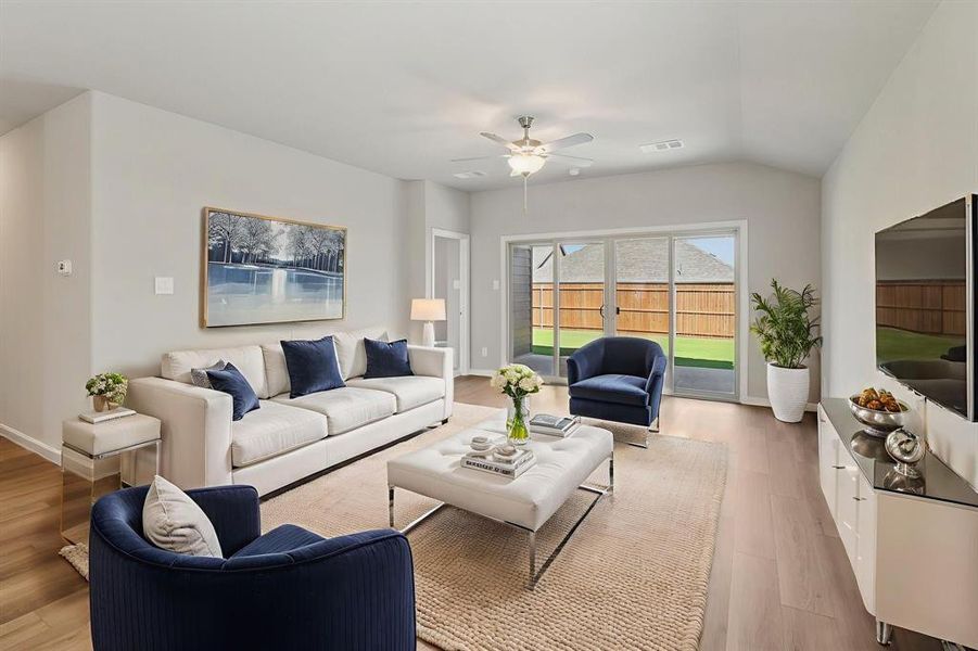 Furnished interior view inside a new home in Southridge - Signature Series, McKinney (Image 7). Furnished interior view inside a new home in Southridge - Signature Series, McKinney (Image 7).