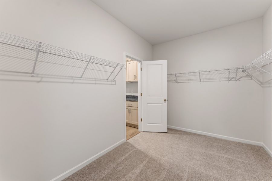Spacious, unfurnished interior of a new home in Landmark Commons, Boiling Springs (Image 22).