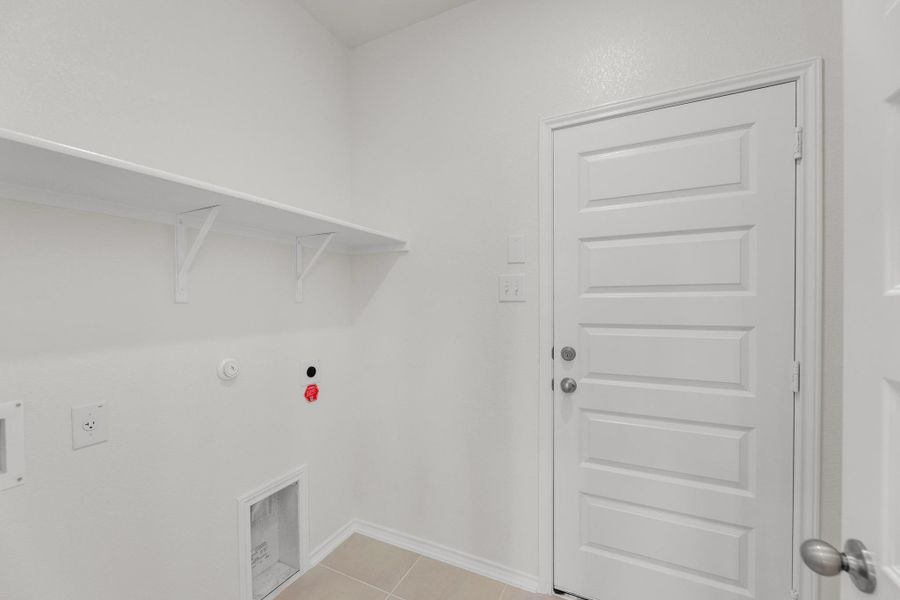 Spacious, unfurnished interior of a new home in Salerno - Hallmark Collection, Round Rock (Image 16). Spacious, unfurnished interior of a new home in Salerno - Hallmark Collection, Round Rock (Image 16).