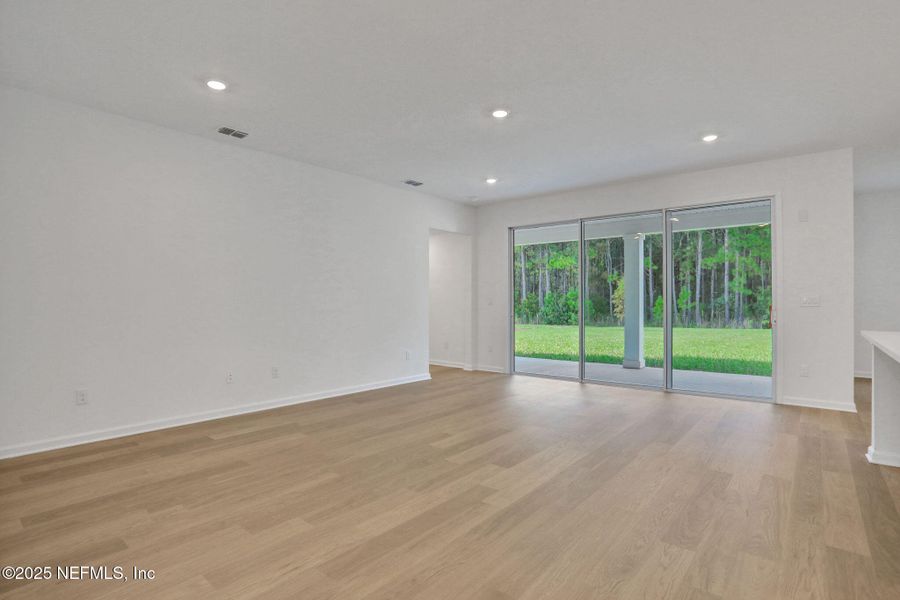 Spacious, unfurnished interior of a new home in Silver Landing at SilverLeaf, St. Augustine (Image 42). Spacious, unfurnished interior of a new home in Silver Landing at SilverLeaf, St. Augustine (Image 42).