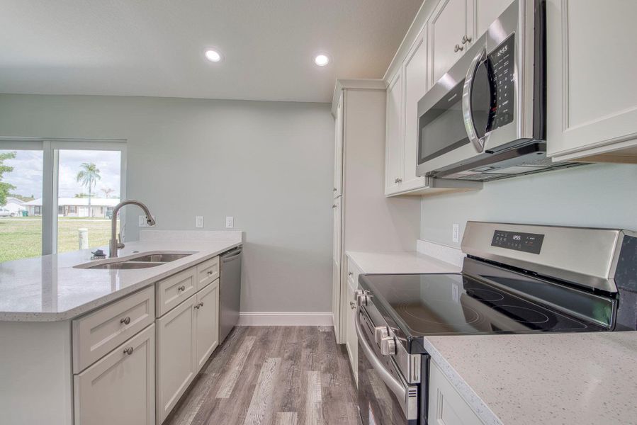Furnished interior view inside a new home in , Okeechobee (Image 5).