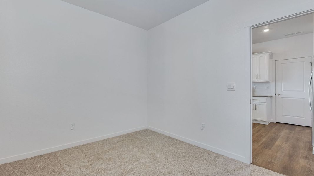 Spacious, unfurnished interior of a new home in Silver Peaks, Lochbuie (Image 13).