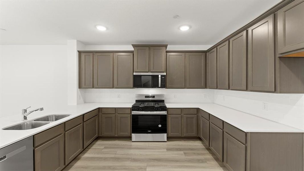 09. 3709 Star Mesa - Kitchen (3) 09. 3709 Star Mesa - Kitchen (3)